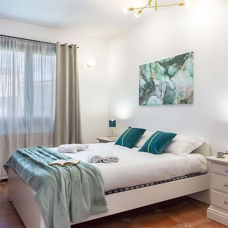 Exclusive Roth Apartments Сассарі Екстер'єр фото