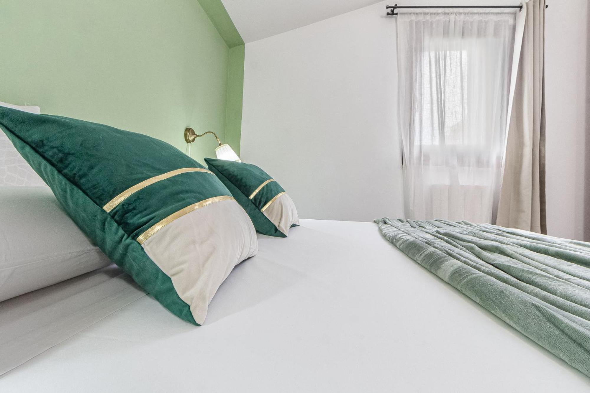 Exclusive Roth Apartments Сассарі Екстер'єр фото